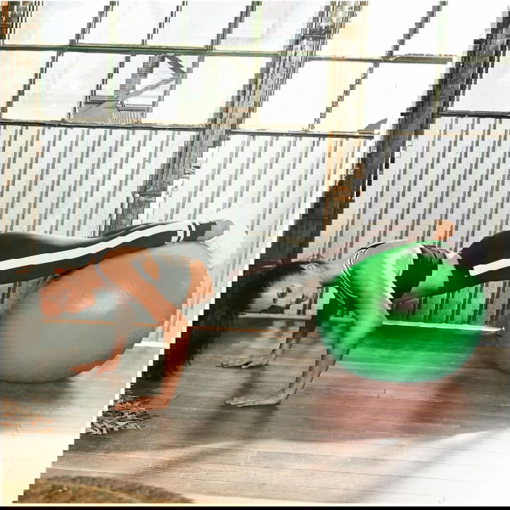 Gorilla Sports Fitnessbal Groen 65 cm incl. pomp