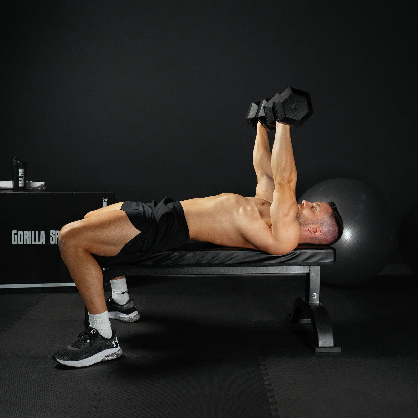 Banc de fitness plat avec logo Gorilla Sports