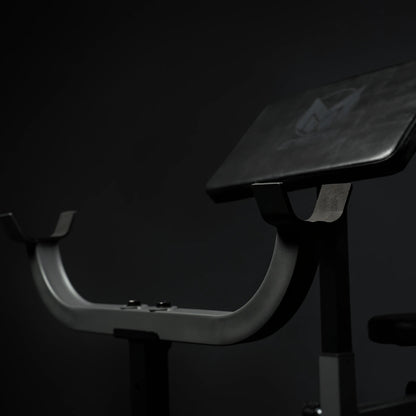 Gyronetics biceps curlbank