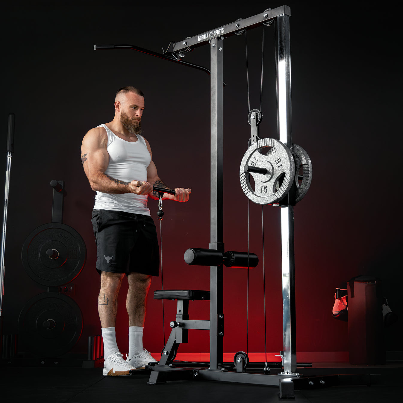 Lat pulley station wit