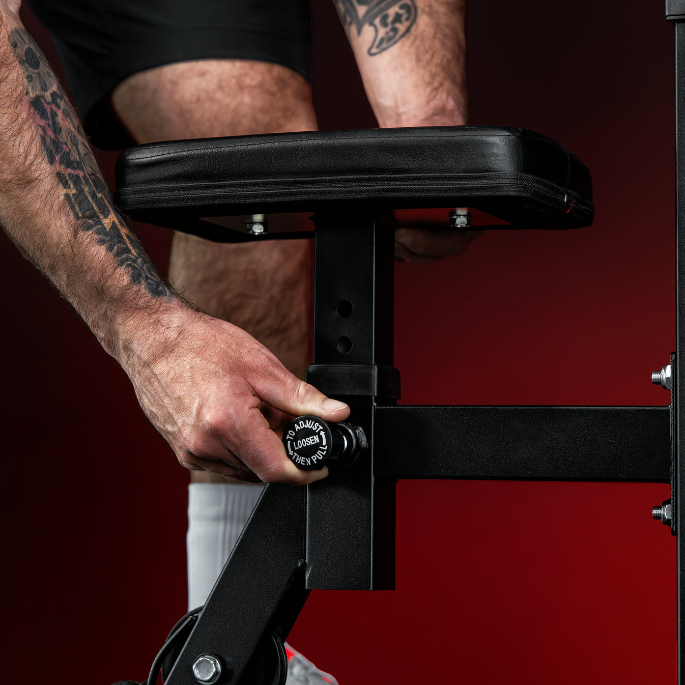 Lat pulley station wit