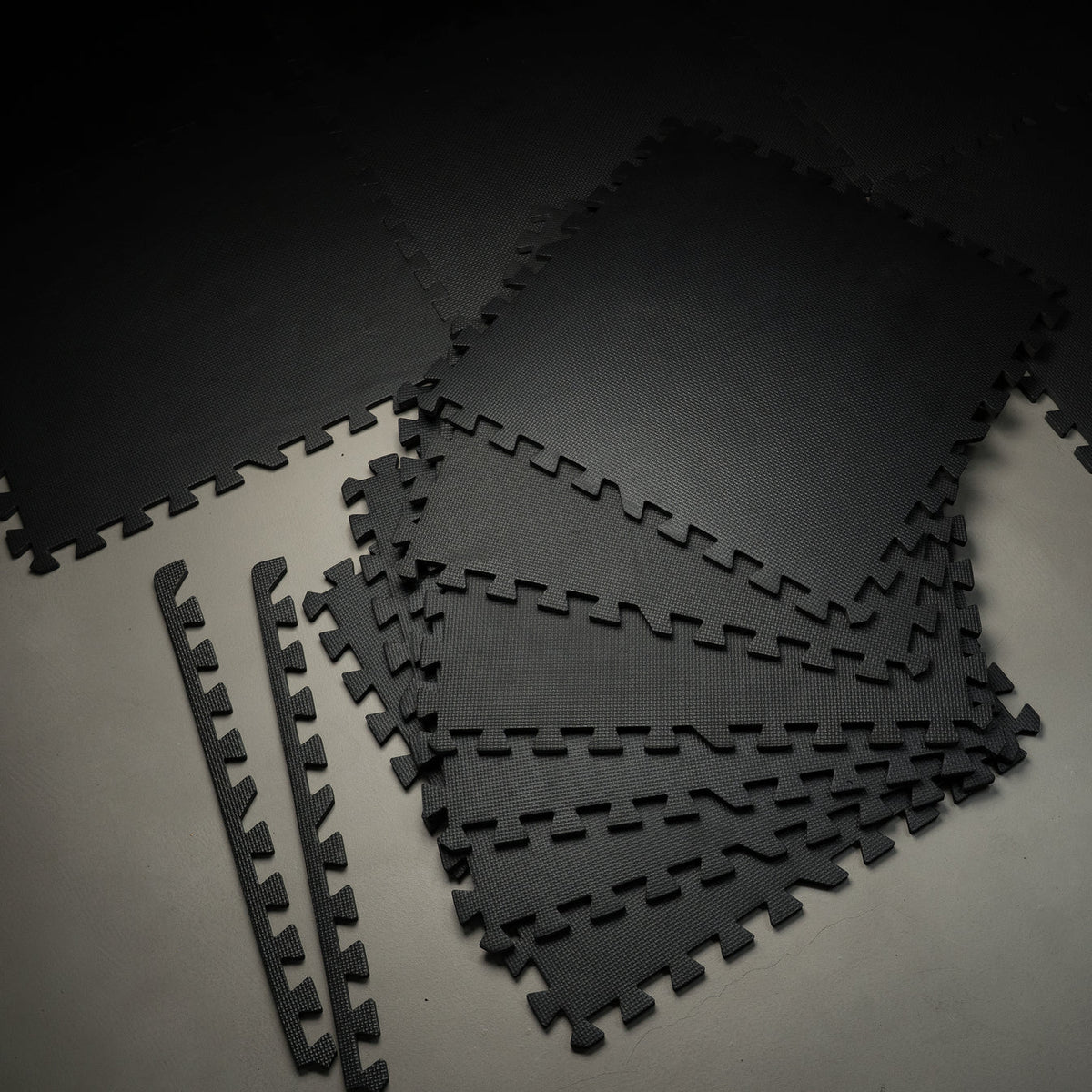8 End Pieces for Floor Protection Mats Gray