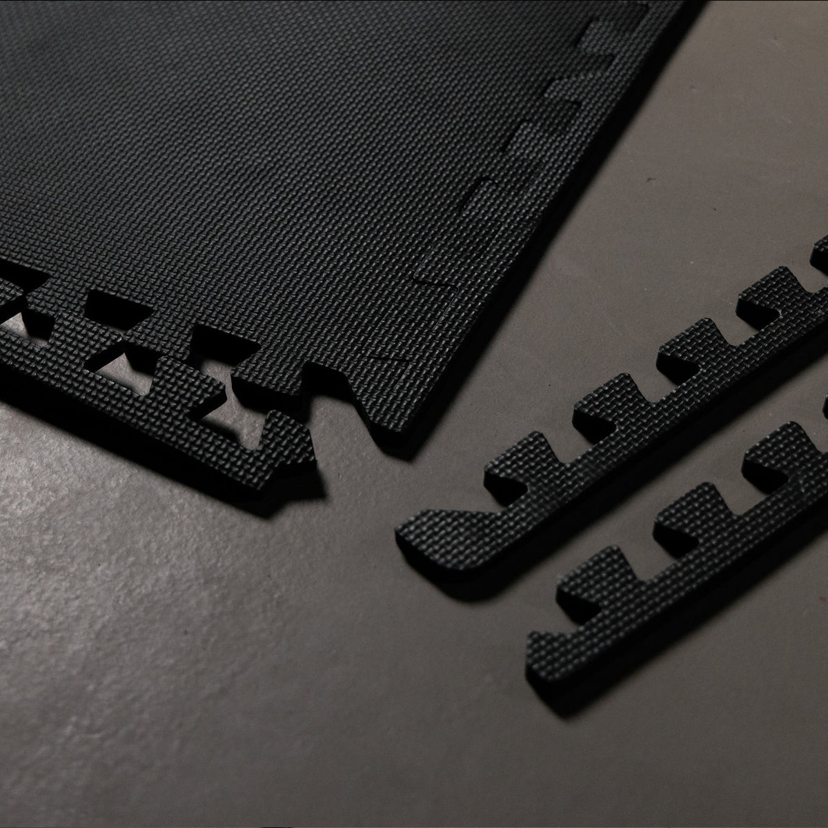 8 End Pieces for Floor Protection Mats Gray