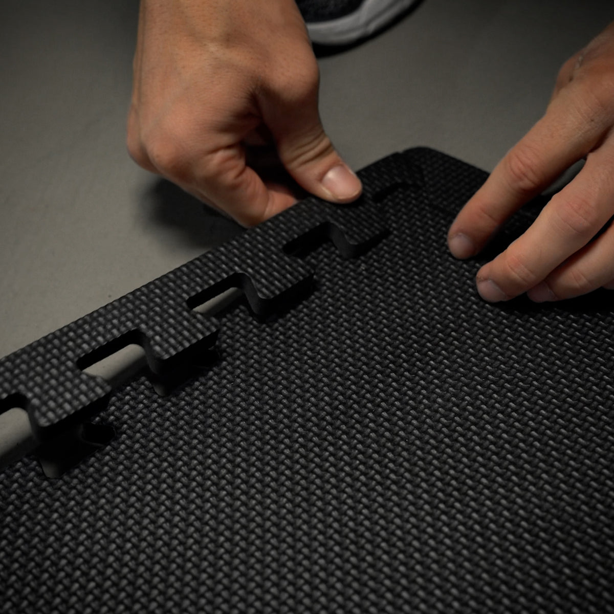 Floor Protection Mats 30 x 30 cm 18 mats incl. end pieces Black